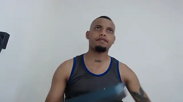 Snapshot of drako_monster chatting on February 6, 2026, 6:55 pm drako monster online show from February 6, 2026, 6:55 pm