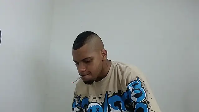 Snapshot of drako_monster chatting on February 16, 2026, 11:01 pm drako monster online show from February 16, 2026, 11:01 pm