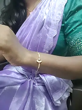 Tamilmallu-duskygirl03 online show from November 24, 2025, 5:45 pm