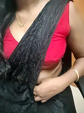 Snapshot of Tamilmallu-duskygirl03 chatting on July 12, 2026, 8:38 am Tamilmallu-duskygirl03 online show from July 12, 2026, 8:38 am