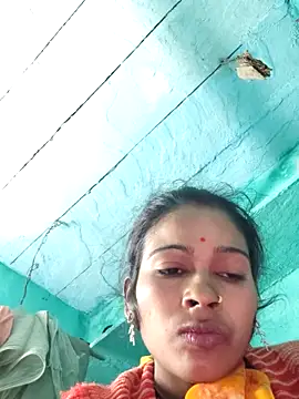 Co punam online show from February 15, 2026, 11:01 pm