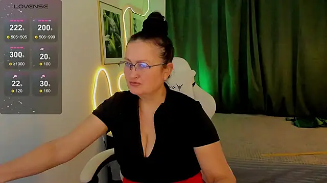 hottyannaa online show from January 6, 2026, 2:59 am