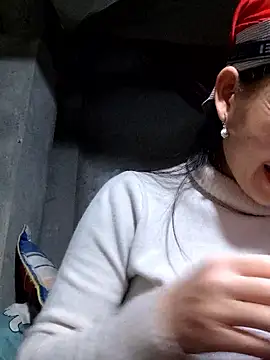 Snapshot of gio-thu chatting on January 16, 2026, 3:16 pm gio-thu online show from January 16, 2026, 3:16 pm