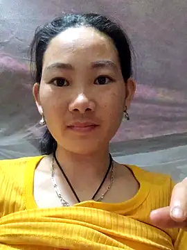 Snapshot of gio-thu chatting on April 18, 2026, 11:58 am gio-thu online show from April 18, 2026, 11:58 am