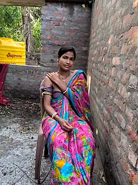 funnight4ubaby8456 online show from March 17, 2026, 10:18 am