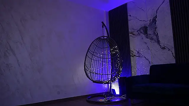 RachelRavee online show from February 17, 2026, 5:26 am