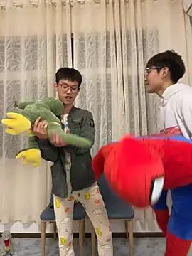 Snapshot of KK-cuteboy chatting on October 13, 2025, 12:38 pm KK-cuteboy online show from October 13, 2025, 12:38 pm