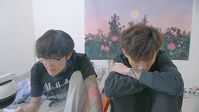 KK-cuteboy online show from June 2, 2026, 12:51 pm