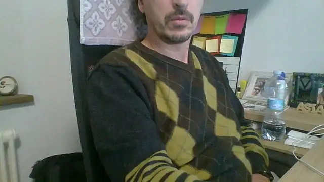 Kawayleo online show from November 16, 2025, 10:59 pm