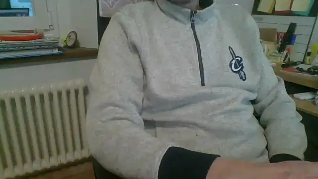 Snapshot of Kawayleo chatting on February 22, 2026, 8:40 pm Kawayleo online show from February 22, 2026, 8:40 pm