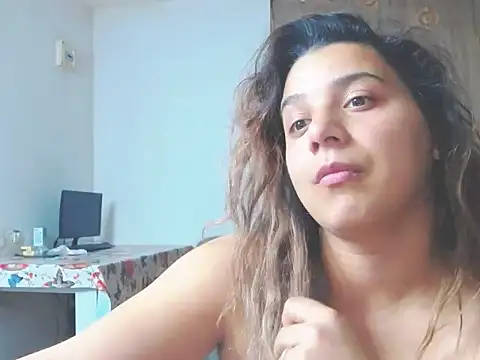 MadisonCharm online show from April 10, 2026, 8:13 pm