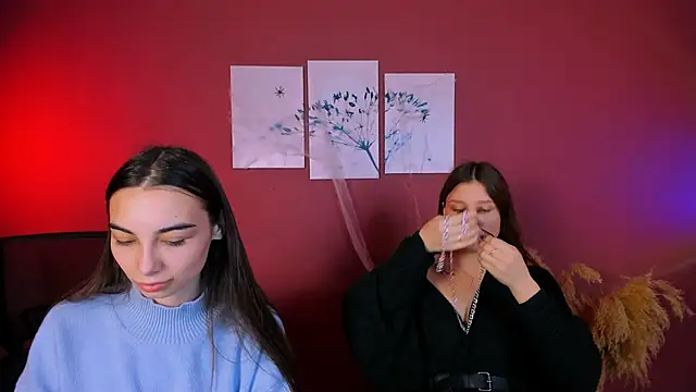 dana sweet   online show from October 29, 2025, 12:18 pm