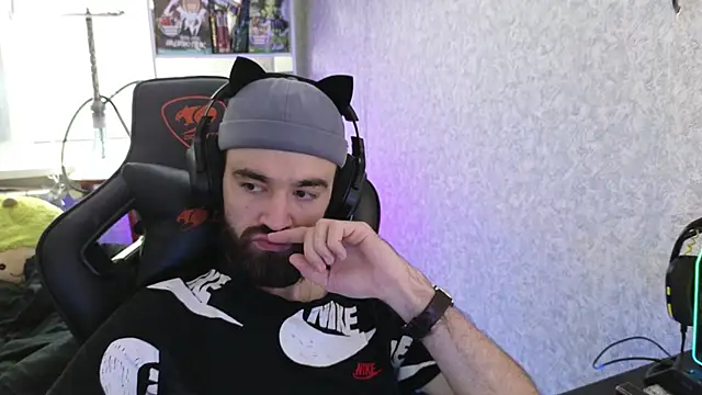 Nik Namee online show from November 2, 2025, 10:28 am