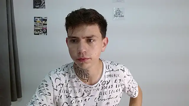 Snapshot of hot_teo_ chatting on December 1, 2025, 11:15 am hot teo online show from December 1, 2025, 11:15 am