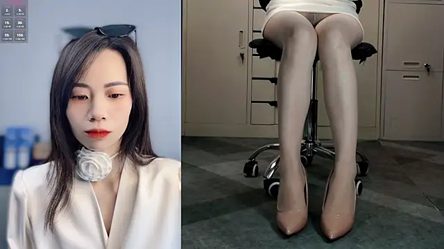 Snapshot of Lynnalltop-165-KeKe chatting on March 29, 2026, 12:43 am Lynnalltop-165-KeKe online show from March 29, 2026, 12:43 am