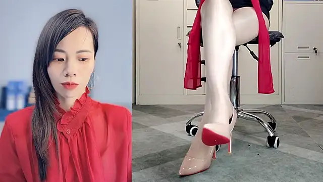 Snapshot of Lynnalltop-165-KeKe chatting on March 30, 2026, 4:24 am Lynnalltop-165-KeKe online show from March 30, 2026, 4:24 am