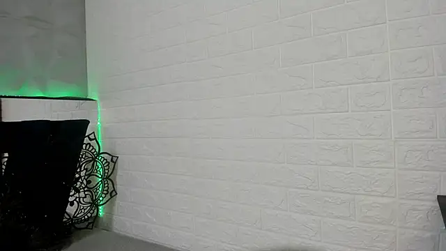 Snapshot of pamela_velazco chatting on October 9, 2025, 1:09 pm pamela velazco online show from October 9, 2025, 1:09 pm