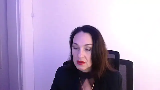 Rosie Rosee online show from November 12, 2025, 8:04 am