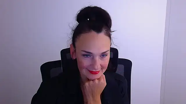 Rosie Rosee online show from November 29, 2025, 12:41 pm