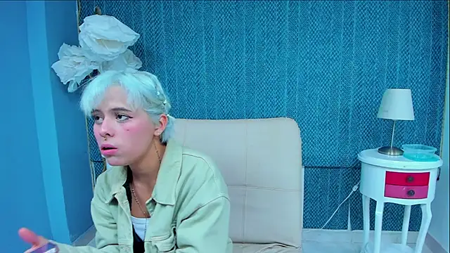 Snapshot of Lia_Vivumi chatting on October 24, 2025, 11:39 am Lia Vivumi online show from October 24, 2025, 11:39 am