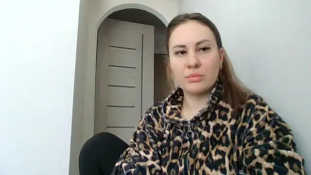 Snapshot of MeadowEyes chatting on February 16, 2026, 2:02 pm MeadowEyes online show from February 16, 2026, 2:02 pm