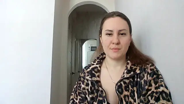 Snapshot of MeadowEyes chatting on February 17, 2026, 12:01 pm MeadowEyes online show from February 17, 2026, 12:01 pm