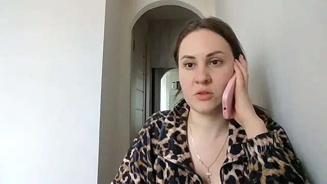 Snapshot of MeadowEyes chatting on March 18, 2026, 1:14 pm MeadowEyes online show from March 18, 2026, 1:14 pm