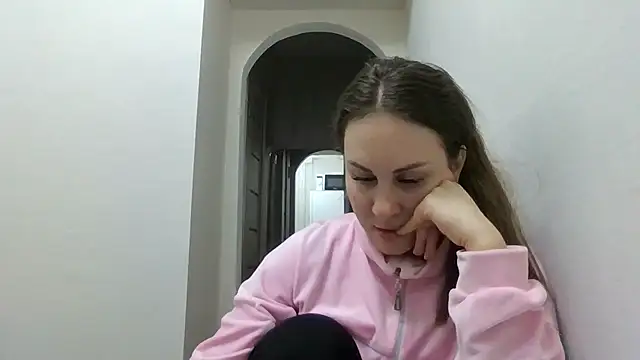 Snapshot of MeadowEyes chatting on March 19, 2026, 4:33 pm MeadowEyes online show from March 19, 2026, 4:33 pm