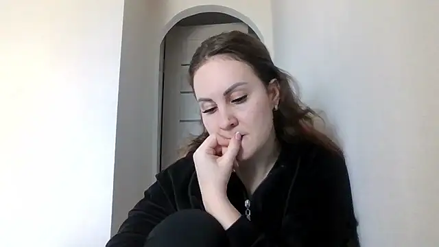 Snapshot of MeadowEyes chatting on March 31, 2026, 1:22 pm MeadowEyes online show from March 31, 2026, 1:22 pm