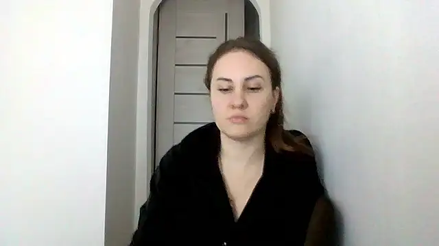 Snapshot of MeadowEyes chatting on April 10, 2026, 4:01 pm MeadowEyes online show from April 10, 2026, 4:01 pm