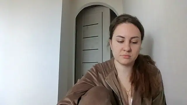 Snapshot of MeadowEyes chatting on April 29, 2026, 7:56 am MeadowEyes online show from April 29, 2026, 7:56 am