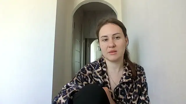 Snapshot of MeadowEyes chatting on May 3, 2026, 11:16 am MeadowEyes online show from May 3, 2026, 11:16 am