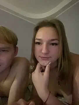 Snapshot of Dabi_002 chatting on October 10, 2025, 12:53 am Dabi 002 online show from October 10, 2025, 12:53 am