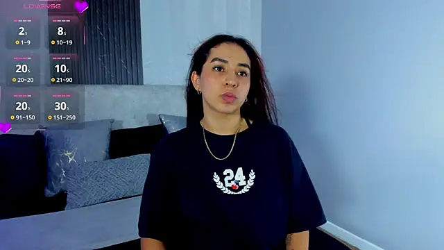 Snapshot of Vittoria_Conti_ chatting on June 25, 2026, 5:39 pm Vittoria Conti online show from June 25, 2026, 5:39 pm