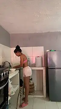 thepicis online show from November 30, 2025, 4:33 pm