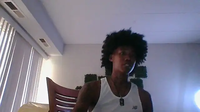 Snapshot of dezzidavill chatting on July 12, 2026, 2:30 pm dezzidavill online show from July 12, 2026, 2:30 pm