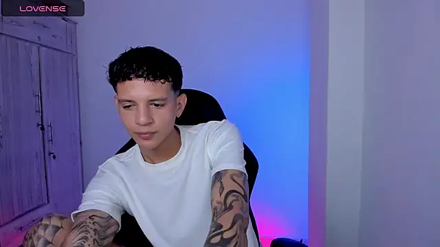 tylernova online show from May 28, 2026, 3:26 am