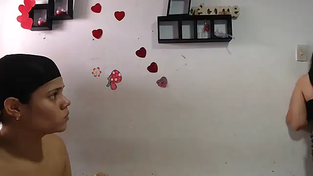 princesaslatinas online show from November 23, 2025, 2:50 pm