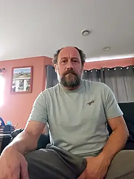 Snapshot of akstr8 chatting on October 15, 2025, 6:41 pm akstr8 online show from October 15, 2025, 6:41 pm