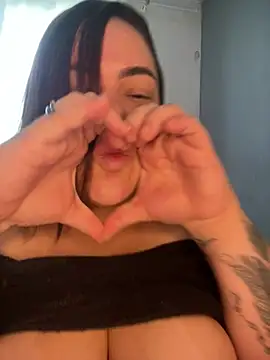 Snapshot of Fernandinhacarioca021rj chatting on February 16, 2026, 8:16 pm Fernandinhacarioca021rj online show from February 16, 2026, 8:16 pm