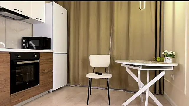 Snapshot of Say_Me_Nika chatting on October 13, 2025, 6:41 pm Say Me Nika online show from October 13, 2025, 6:41 pm