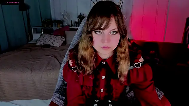 Snapshot of Ame_Chan chatting on November 10, 2025, 1:32 pm Ame Chan online show from November 10, 2025, 1:32 pm