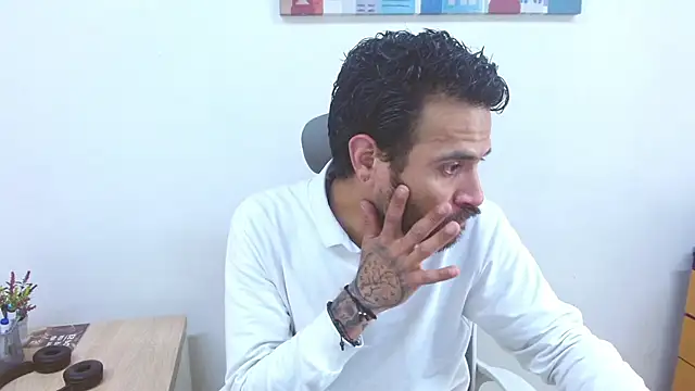 Snapshot of Nateskp_1 chatting on October 12, 2025, 2:27 pm Nateskp 1 online show from October 12, 2025, 2:27 pm