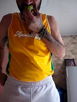 Snapshot of Nateskp_1 chatting on October 22, 2025, 3:56 pm Nateskp 1 online show from October 22, 2025, 3:56 pm