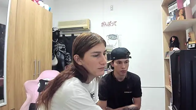 Snapshot of Pride_couple chatting on June 20, 2026, 7:16 pm Pride couple online show from June 20, 2026, 7:16 pm