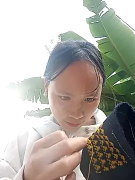 minachao- online show from December 21, 2025, 2:41 am