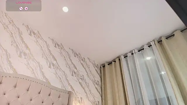 Snapshot of shanell-hott chatting on February 7, 2026, 4:27 am shanell-hott online show from February 7, 2026, 4:27 am