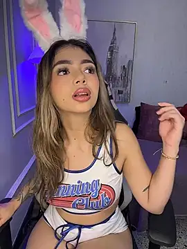 HoneyMollyX online show from October 20, 2025, 1:00 pm