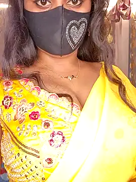 Snapshot of Sweet-Maddlina chatting on October 18, 2025, 12:28 pm Sweet-Maddlina online show from October 18, 2025, 12:28 pm