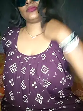 Sweet-Maddlina online show from July 25, 2026, 7:06 am
